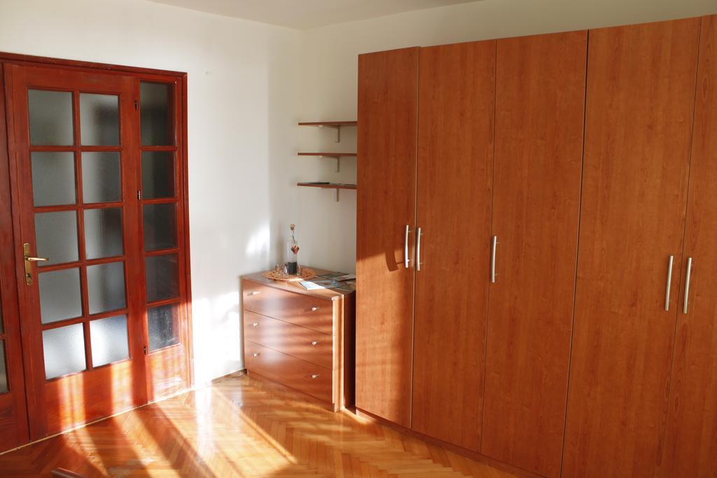 Apartment Heli 希贝尼克 客房 照片
